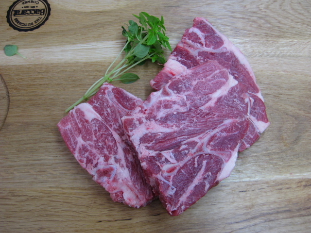 BBQ Pack:<br />
1kg Lamb Chops<br />
1kg Hamburgers<br />
1kg BBQ Steak<br />
1kg Sausages<br />
4x Swiss Rolls